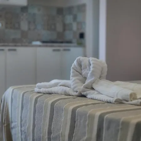 בית נופש La Casa Del Puparo ליקאטה